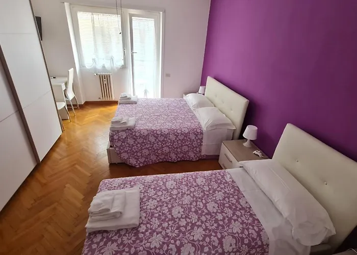 Danielle Oda ve Kahvaltı Roma